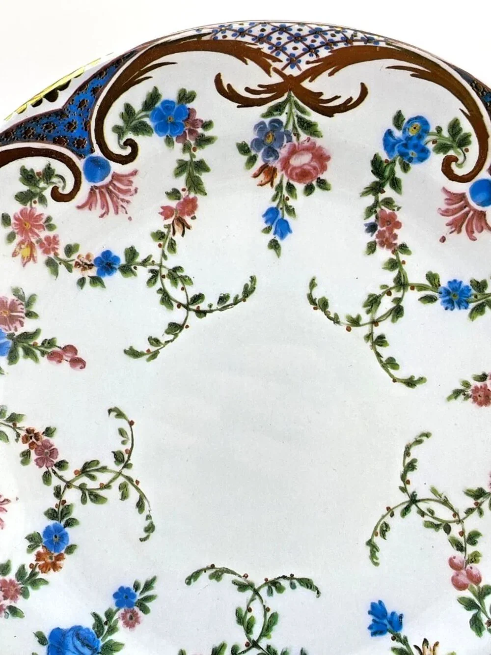2 Vtg Floral Elite Tin Plates Sevres Design 1760 Wallace Collection England 10